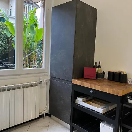 Silvia, Indipendente Con Giardino Privato E Garage Willa Varazze